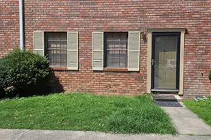 6354 Shannon Pkwy, Union City, GA 30291 - Photo 3