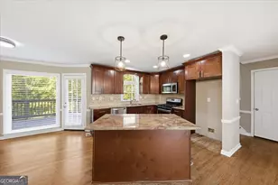 139 SE Shadowlake Ln, Marietta, GA 30067 - Photo 5