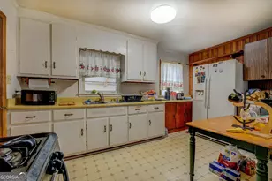908 Nelson St, Jackson, GA 30233 - Photo 7