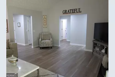 5581 Ashmoore Court, Flowery Branch, GA 30542 - Photo 13