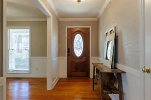 2303 S Sherwood Dr, Valdosta, GA 31602 - Photo 3