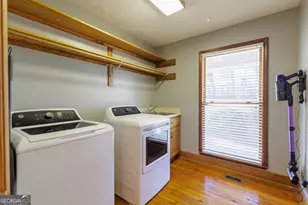 2303 S Sherwood Dr, Valdosta, GA 31602 - Photo 35