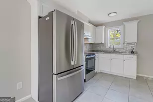 2244 Bennett Cir, Gainesville, GA 30504 - Photo 3