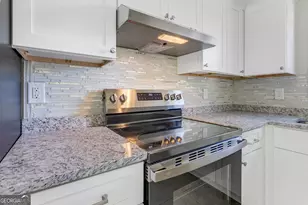 2244 Bennett Cir, Gainesville, GA 30504 - Photo 9