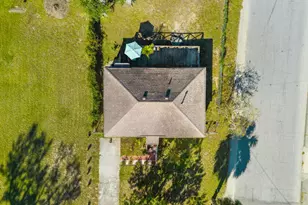 2130 Hanson St, Savannah, GA 31404 - Photo 21