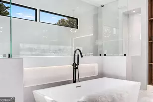 1000 Clementstone Dr, Sandy Springs, GA 30342 - Photo 37