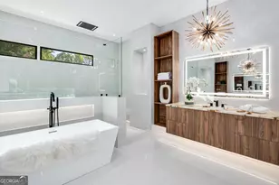 1000 Clementstone Dr, Sandy Springs, GA 30342 - Photo 35