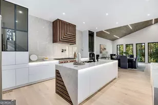 1000 Clementstone Dr, Sandy Springs, GA 30342 - Photo 9