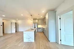 1050 Blair Ln, Peachtree City, GA 30269 - Photo 9