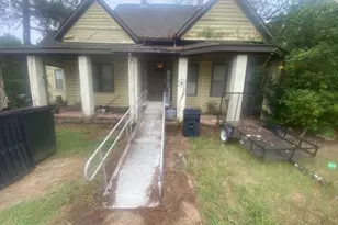 157 E Pine St, Colquitt, GA 39837 - Photo 21