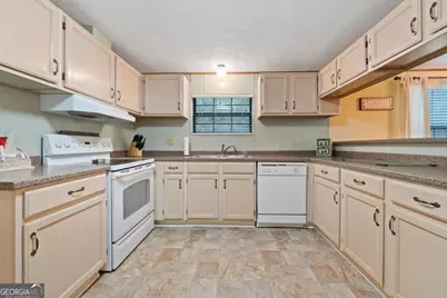 180 De Jarnette Road, Eatonton, GA 31024 - Photo 7