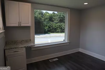 3238 Dogwood Drive, Atlanta, GA 30354 - Photo 3