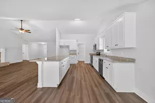 111 Mockingbird Ln, Winder, GA 30680 - Photo 17