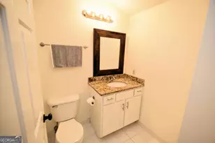 1075 Peachtree Walk NE, Atlanta, GA 30309 - Photo 13