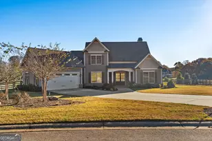 652 Meadow Run Ct, Clarkesville, GA 30523 - Photo 3