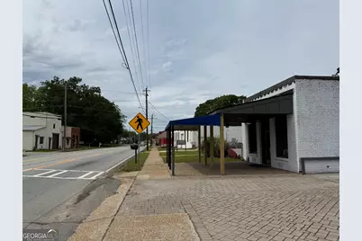 665 Main Street, Whitesburg, GA 30185 - Photo 1