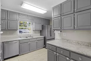 280 Burke Cir, McDonough, GA 30253 - Photo 9