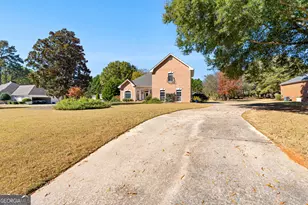 155 Youngs Cir, Fayetteville, GA 30215 - Photo 9