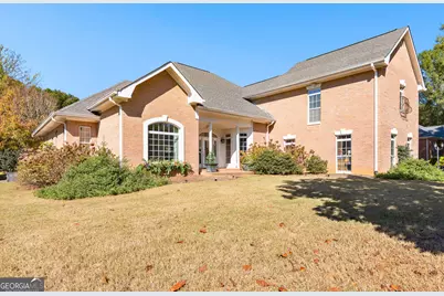 155 Youngs Circle, Fayetteville, GA 30215 - Photo 3