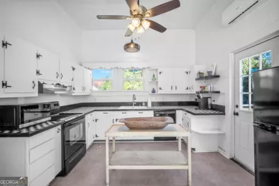 295 S Lewis Street, Metter, GA 30439 - Photo 15