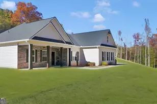 327 Ayers Creek Dr, Toccoa, GA 30577 - Photo 3