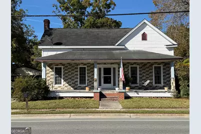 219 N College Street, Pembroke, GA 31321 - Photo 1
