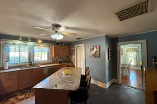 219 N College St, Pembroke, GA 31321 - Photo 9