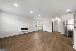 227 River Meadow Dr, Lagrange, GA 30241 - Photo 5