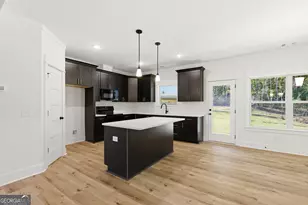 405 Ayers Creek, Toccoa, GA 30577 - Photo 11