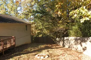 114 Lindsey Ct NE, Calhoun, GA 30701 - Photo 5