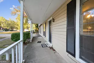 3333 Saxony Way, Lithonia, GA 30038 - Photo 3