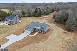 570 Davis Rd, Jefferson, GA 30549 - Photo 3