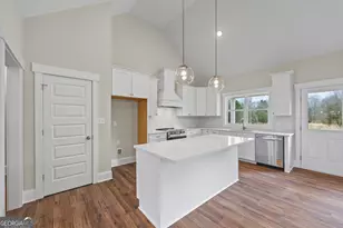 570 Davis Rd, Jefferson, GA 30549 - Photo 23