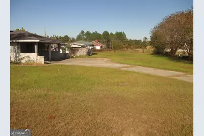 126 Ocmulgee Street, Lumber City, GA 31549 - Photo 3