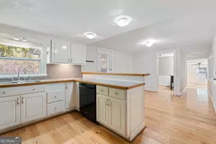 9871 Cumming Hwy, Canton, GA 30115 - Photo 15