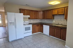 312 W 5th St, Rincon, GA 31326 - Photo 5