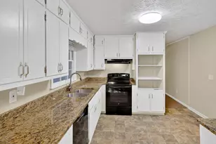 6405 Swift Creek Dr, Lithonia, GA 30058 - Photo 13