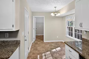 6405 Swift Creek Dr, Lithonia, GA 30058 - Photo 11