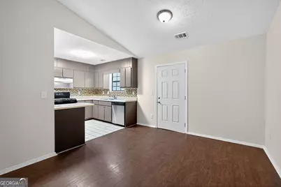 5789 Dorian Court, Lithonia, GA 30058 - Photo 9