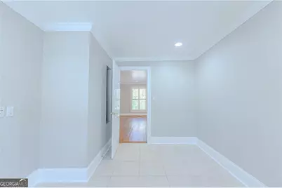 7680 Jett Ferry Road, Atlanta, GA 30350 - Photo 17