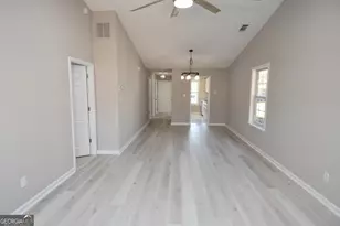 1627 Summerwoods Cir, Griffin, GA 30224 - Photo 33