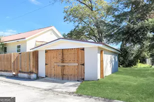 1225 Richards St, Savannah, GA 31415 - Photo 13