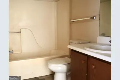 1311 E 67th Street, Savannah, GA 31404 - Photo 9