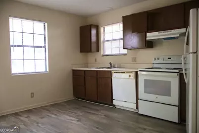 1311 E 67th Street, Savannah, GA 31404 - Photo 5