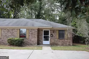 1311 E 67th St, Savannah, GA 31404 - Photo 3