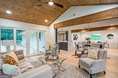 4955 Powers Ferry Road, Sandy Springs, GA 30327 - Photo 17