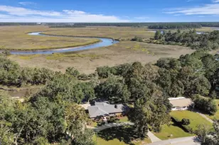 1613 Lake Dr, Midway, GA 31320 - Photo 35