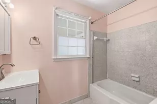 1613 Lake Dr, Midway, GA 31320 - Photo 29