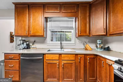 2970 Lake Sorrento Court, Conyers, GA 30012 - Photo 11