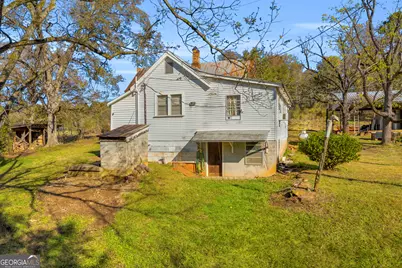 1129 Lord Road, Commerce, GA 30530 - Photo 9